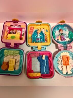Polly Pocket Mini Play Sets w/ Dolls THREE